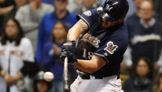 Next Story Image: AP source: Moustakas, Brewers nearing deal for about $10M